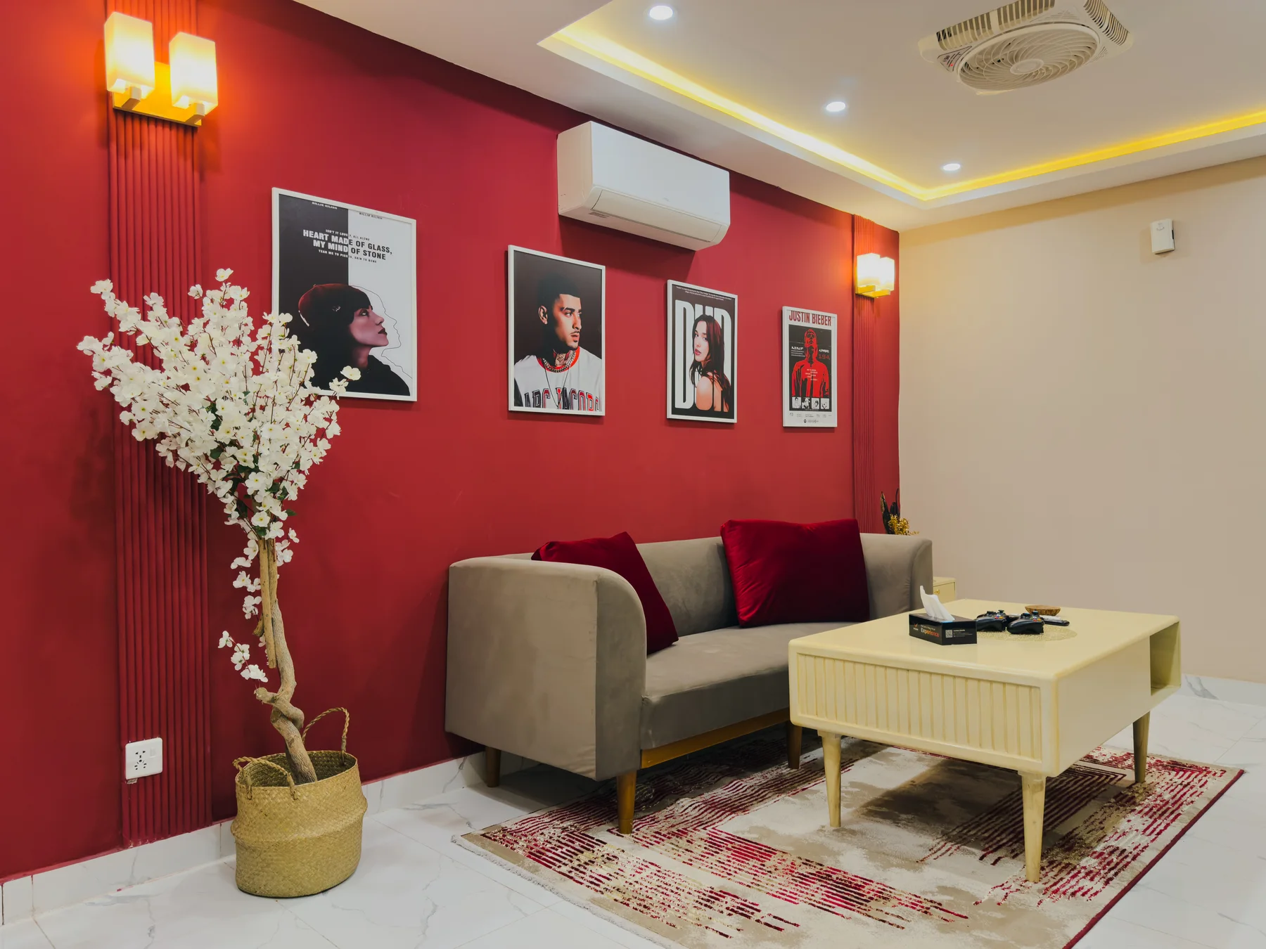 Artist Suite photo 6